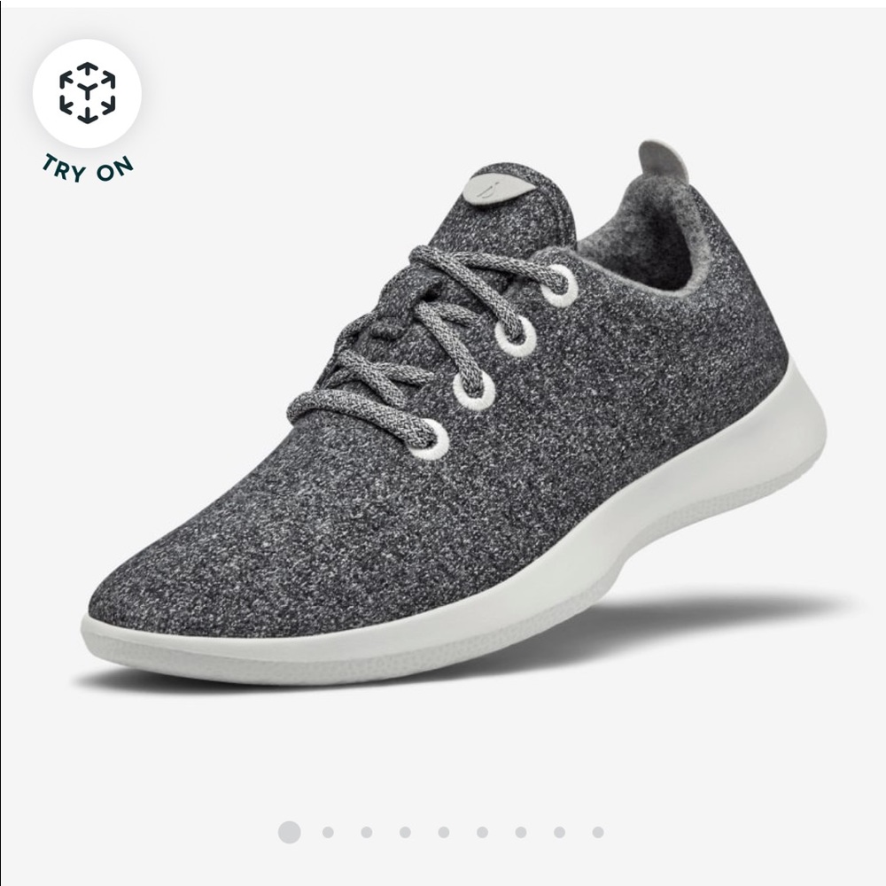 Womens Wool Runners Allbirds size 9 Natural grey